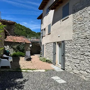  Casa vacanze Casa Del Giglio A Cadelmonte Italia